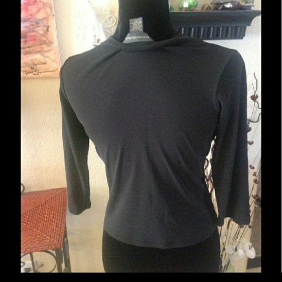 BEAUTIFUL& CLASSY BANANA REPUBLIC BLOUSE😘😘 - Picture 5 of 5